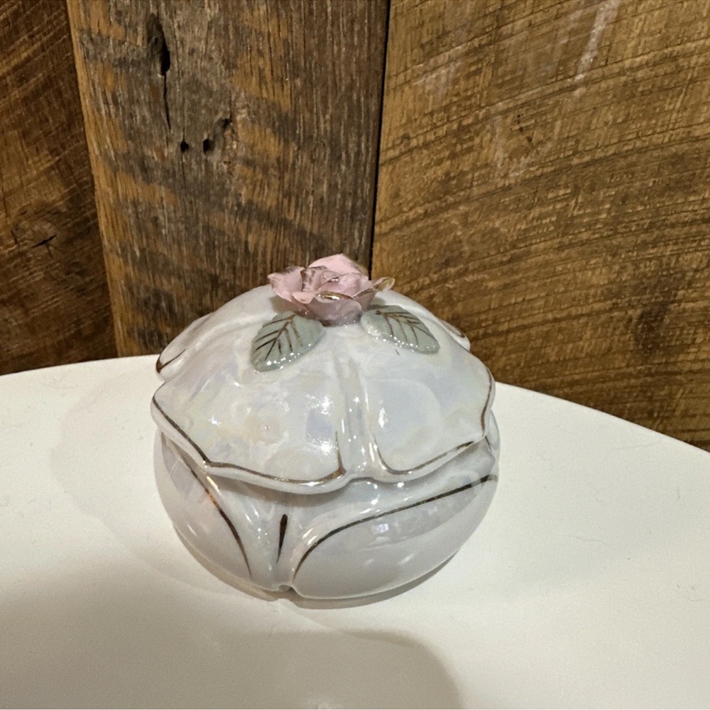 Vintage Thames Lusterware Opalescent Japan Hand Painted  Porcelain Trinket Box